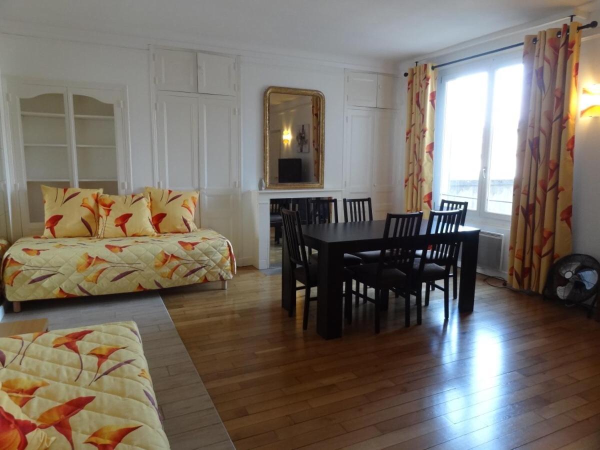 อพาร์ตโฮเทล ฟร็องซัว 1 16 Apartment วิทรี เลอ ฟรองซัวส์ ภายนอก รูปภาพ